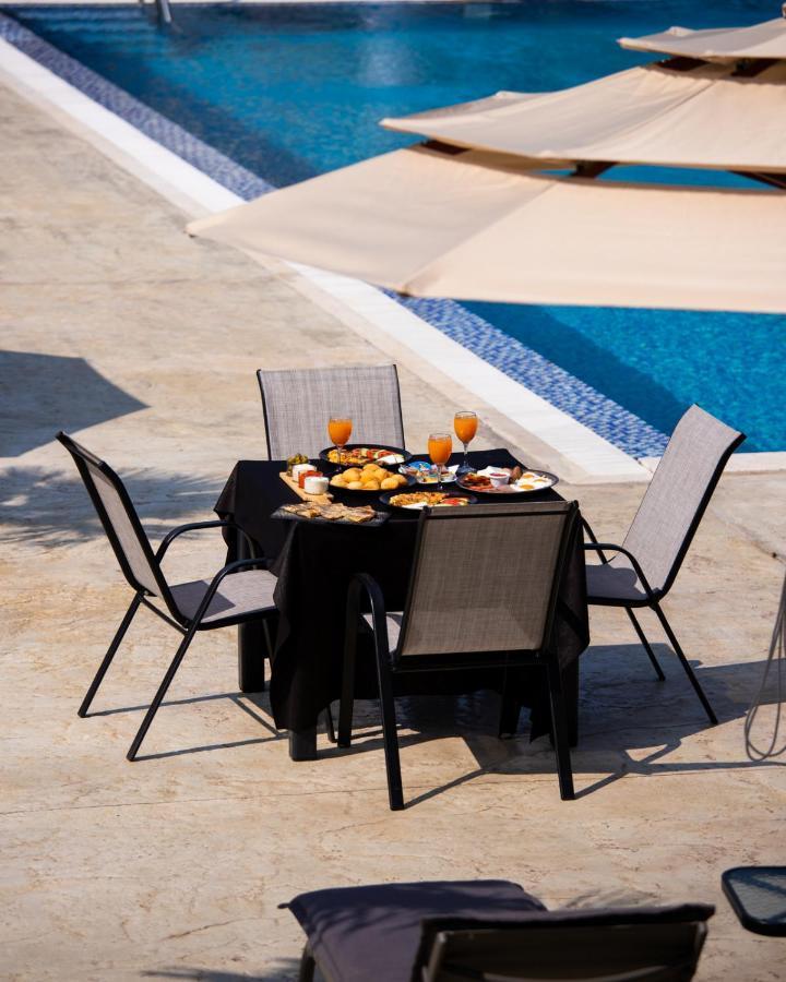 Hotel Sunny Garden Ulcinj Zewnętrze zdjęcie